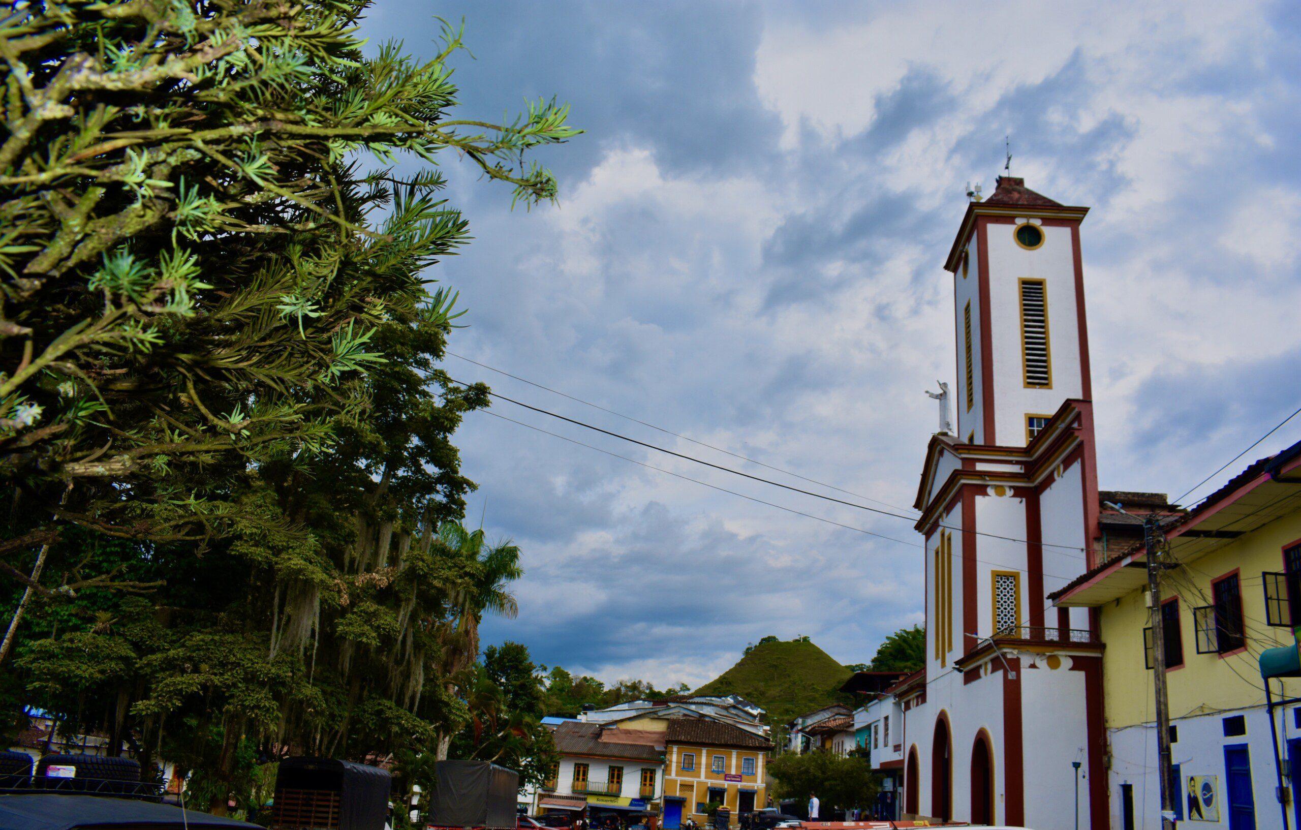 Nacimiento de Filadelfia colonos en medio de un pleito ajeno (7)