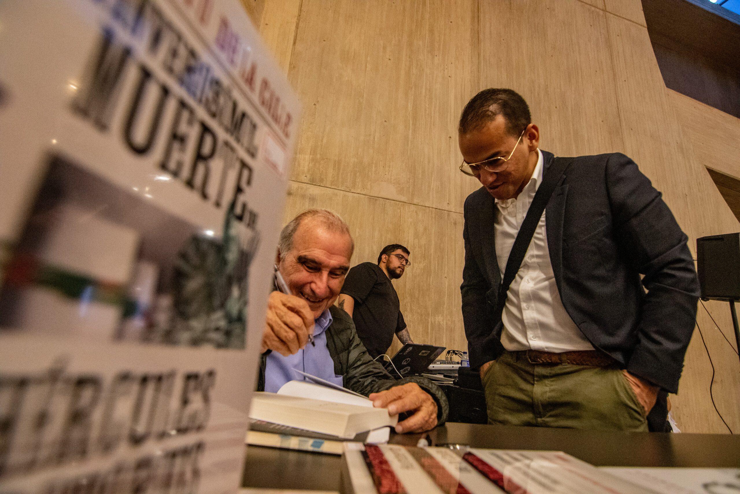 Memoria, fogones y horror en diálogo con la montaña en La Feria del Libro de Manizales 2025 (7)