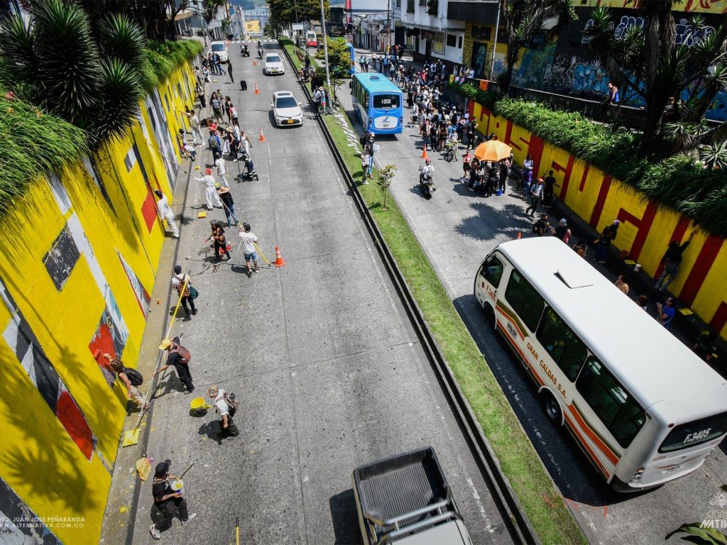 Manizales pintó por la verdad (7)