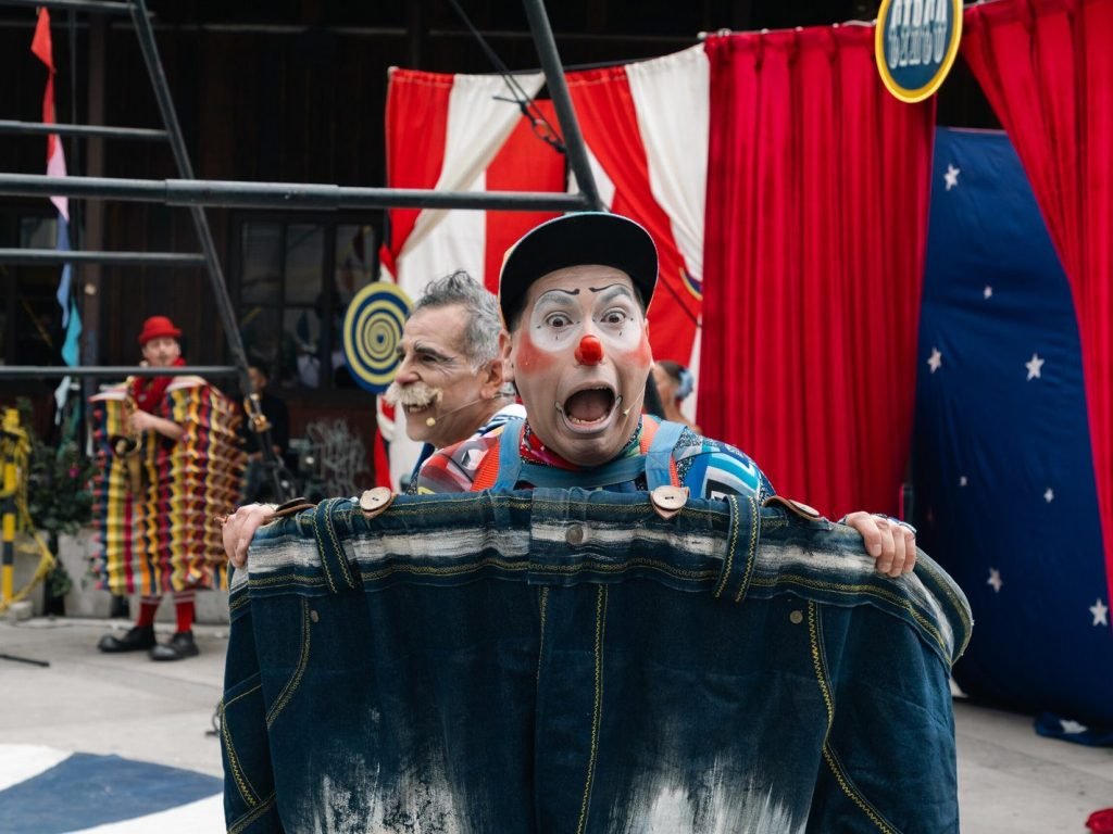 Se abrió el telón del Festival Internacional de Teatro de Manizales y con él llegaron las primeras ovaciones (6)