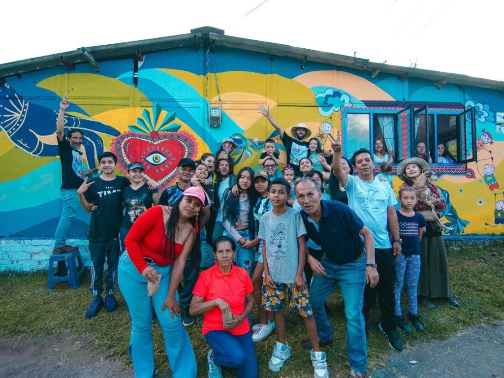 Senderos Artísticos por Manizales- la quinta edición de La Familia Itinerante regresa a los barrios